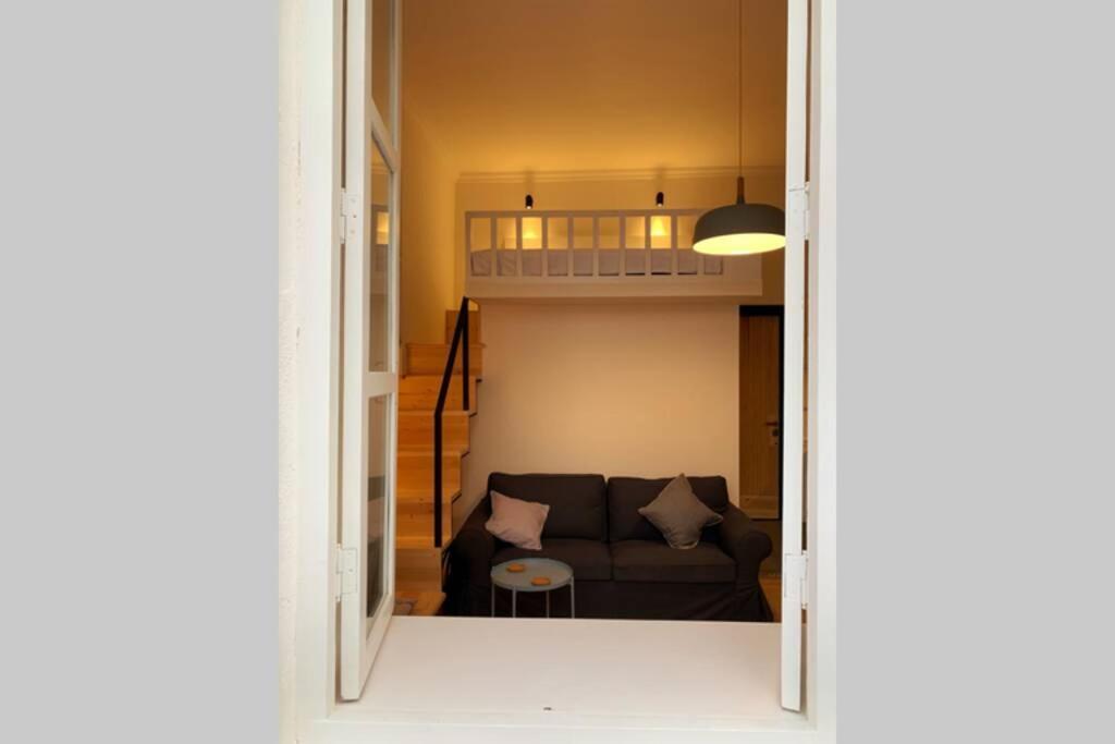 Bright Apartment Тбилиси Экстерьер фото